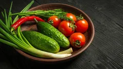 Zvädnutú zeleninu netreba vyhadzovať: dá sa oživiť pomocou starého triku